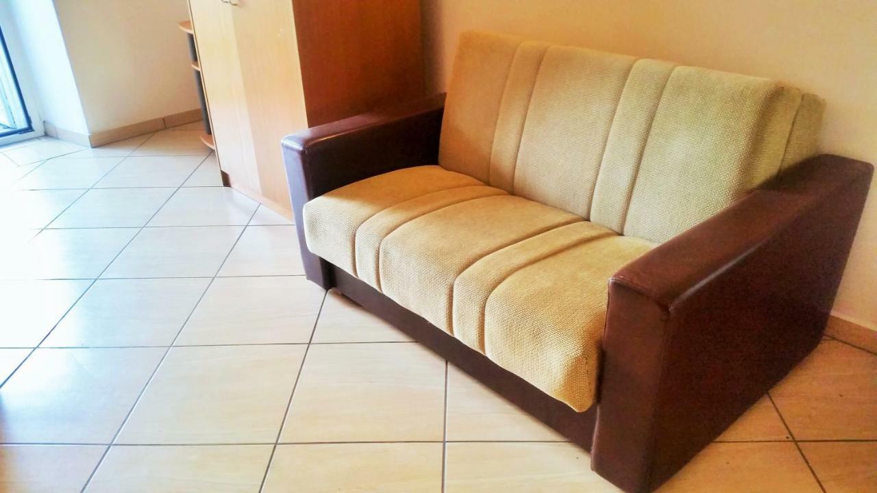 Obala Apartment & Studios Malinska Buitenkant foto